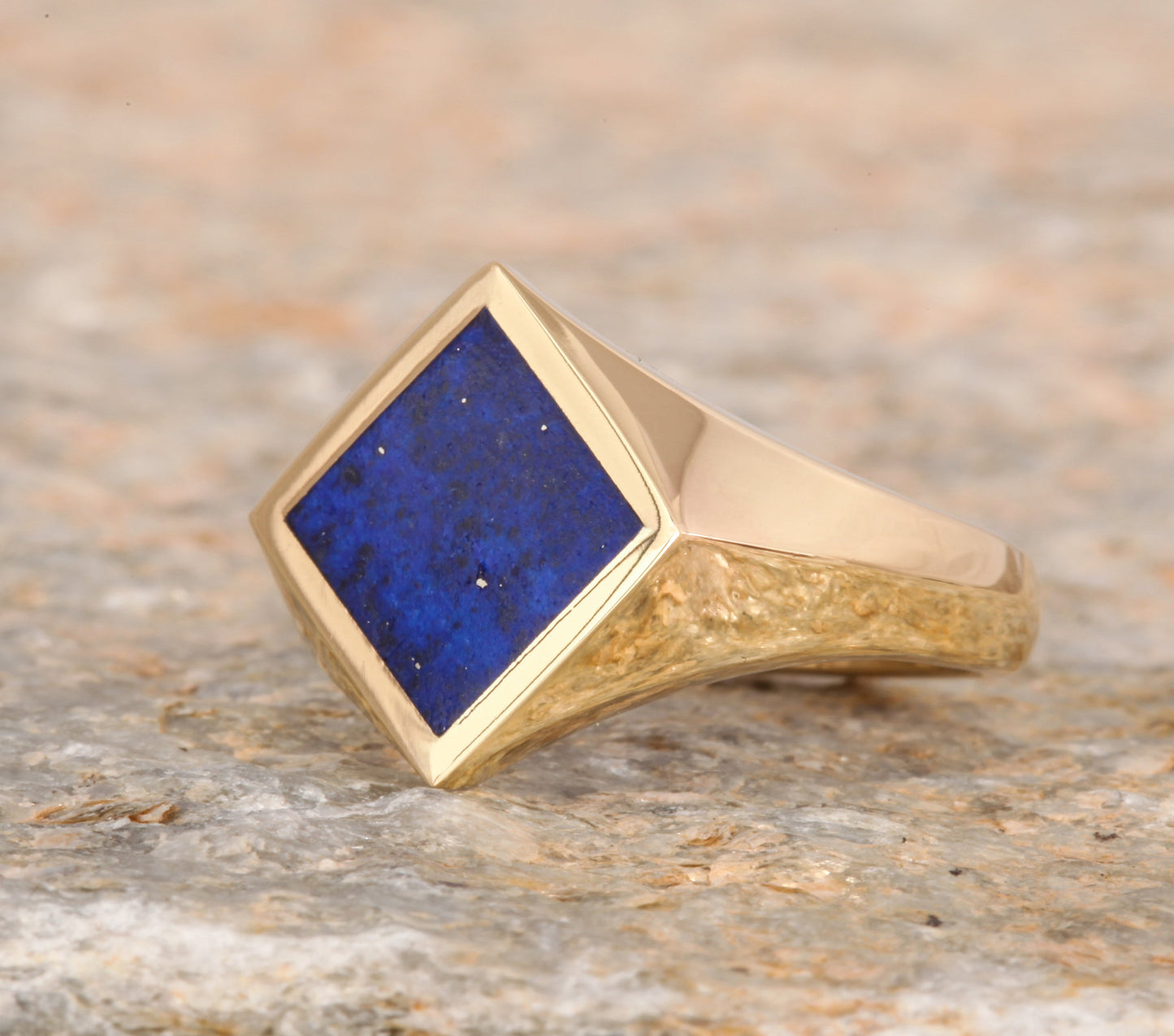 18k Yellow Lapis Signet Ring