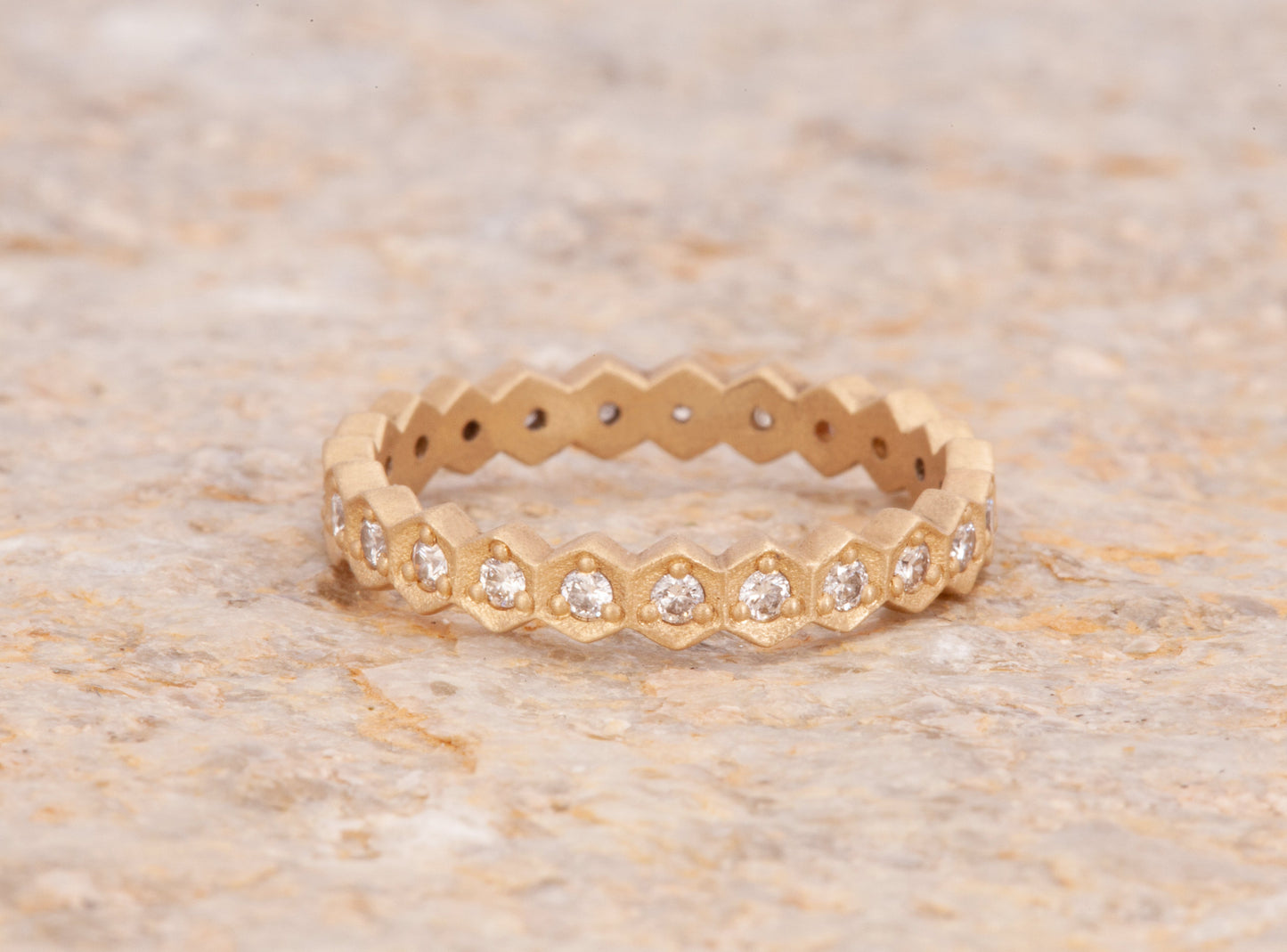 Single Honeycomb Eternity Diamond