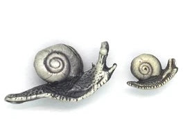 Snail studs mini sterling silver by kimi