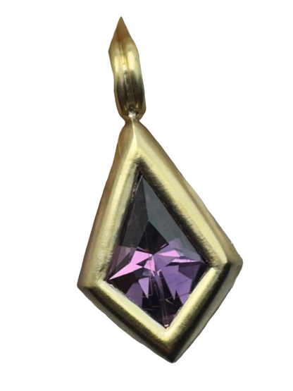 1.53ct Purple Kite Sapphire Pendant 14K Yellow Gold