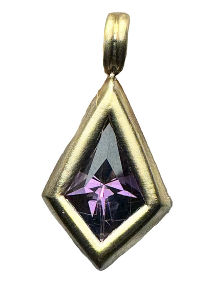 1.53ct Purple Kite Sapphire Pendant 14K Yellow Gold