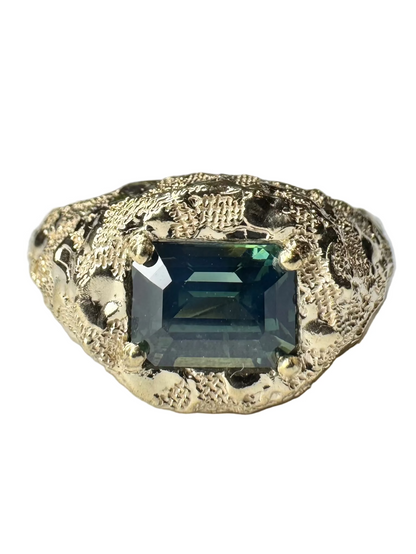 1.61ct Teal Opalescent Rectangle Sapphire Perle Texture Signet